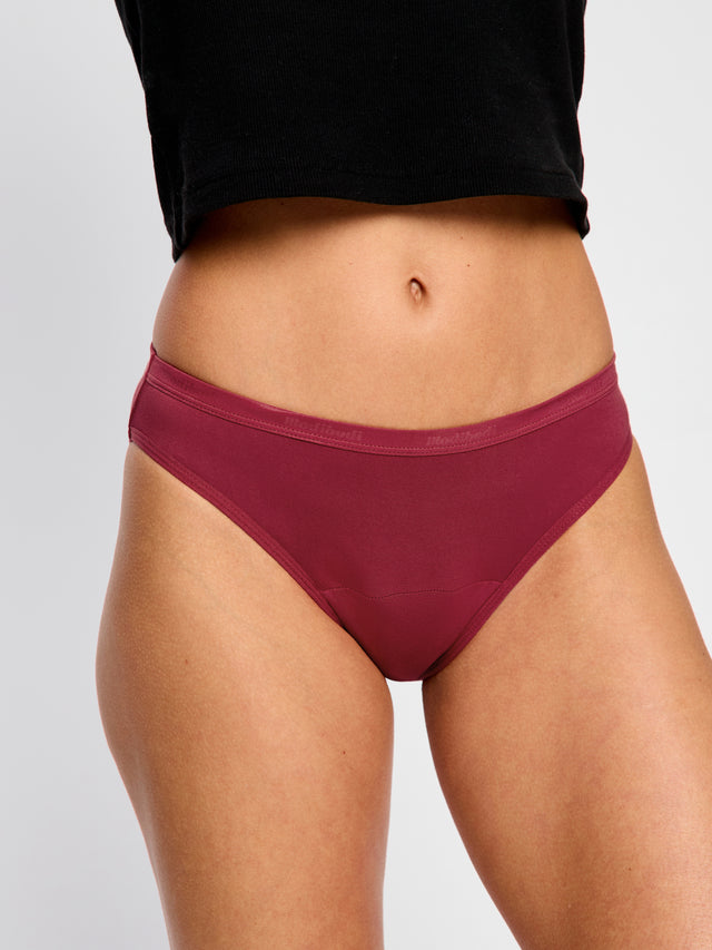 Classic Bikini Moderate Bud Red