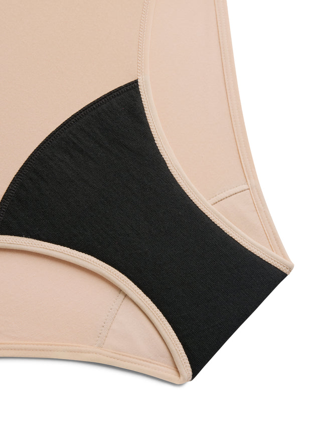 Classic Full Brief Light Cashew