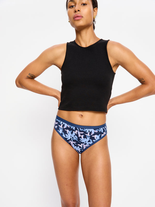 FLBISOLMBW_MB_Classic_Bikini_LaMerBlue_58_Cal_10-S.jpg